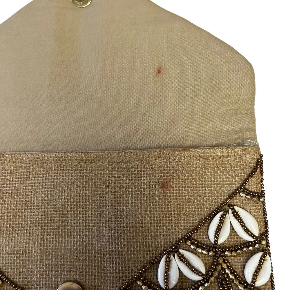 Pizzazz Tan White Jute & Shell Beaded Flap Clutch with Crossbody Chain AS IS